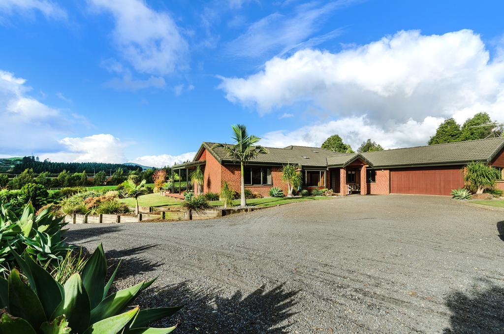 בומביי Beaver Farm House מראה חיצוני תמונה